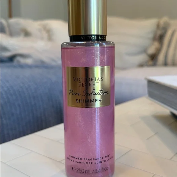 VICTORIA’S SECRET Pure Seduction Shimmer Body Spray (8.4Fl. Oz.) - Picture 4 of 4